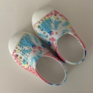 Native baby shoes size 4